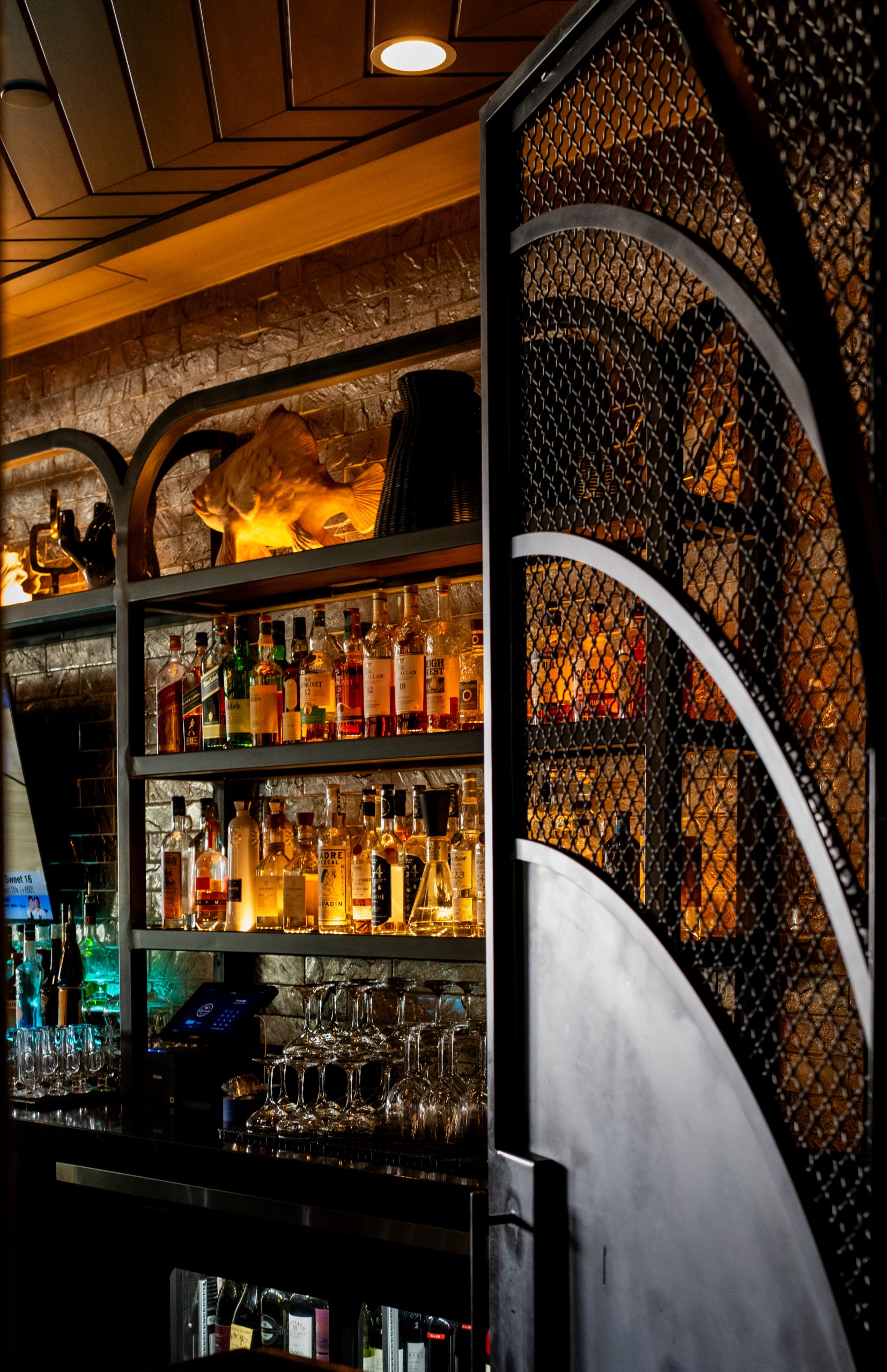 Dinner and drinks near me